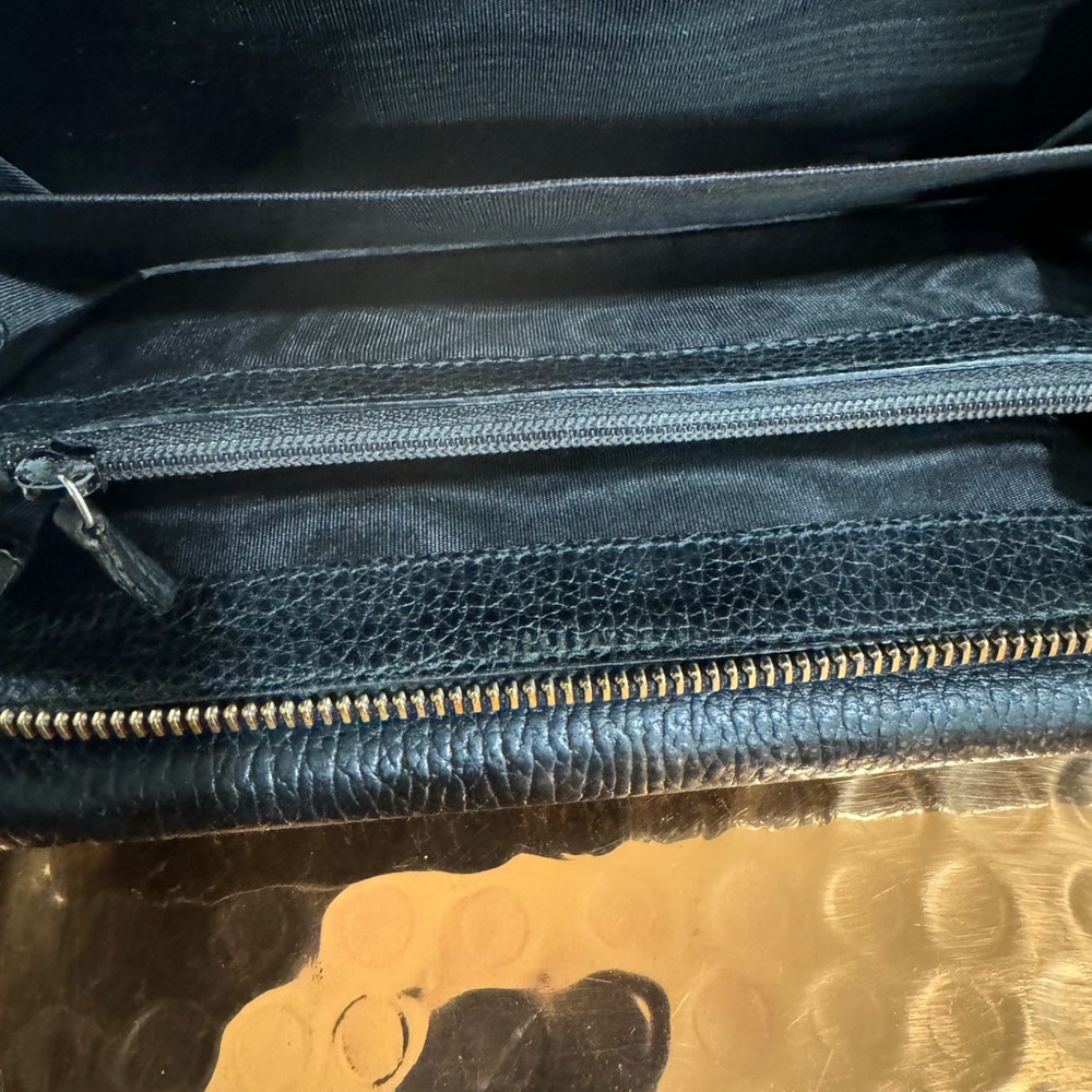 Authentic Gucci Black Leather Interlocking G Zip … - image 7